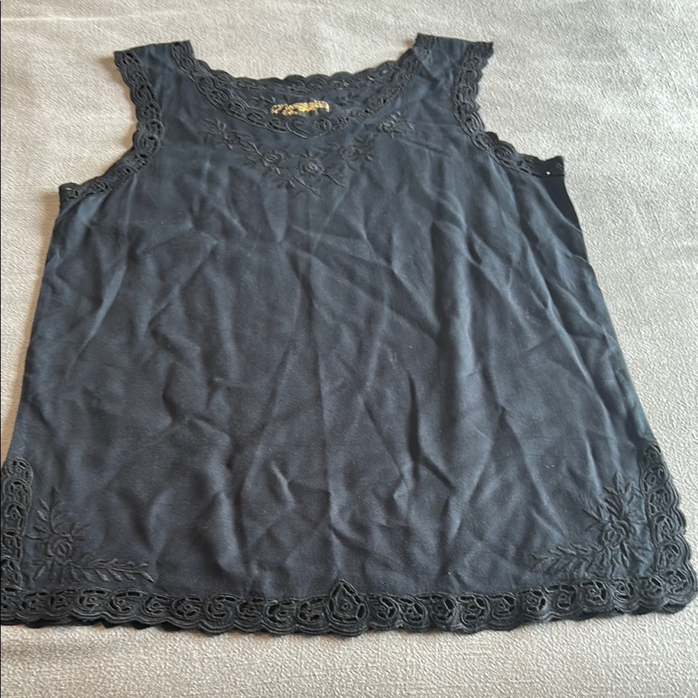 Black Sleeveless Lace Trim Top
